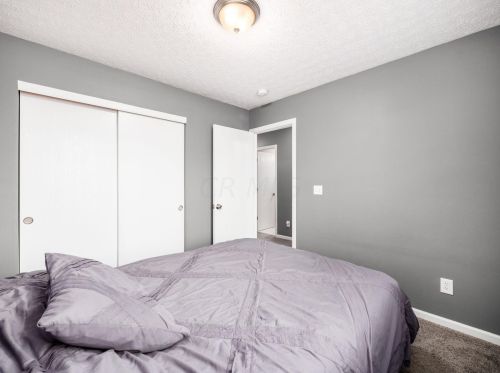 1102 Chaser St, Blacklick OH  43004-8783 exterior