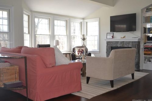 86 Squire Rd, Roxbury CT  06783-1719 exterior