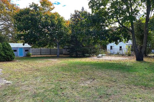 34 Sea Ave, Yarmouth MA  02673-5064 exterior