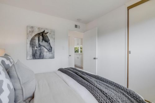 283 Cecilia Way, Tiburon CA  94920-2105 exterior