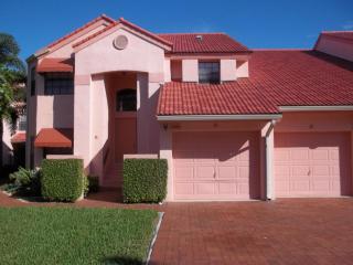 7876 Lexington Club Blvd, Delray Beach FL  33446-3902 exterior