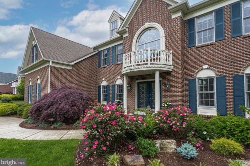 2310 April Dr, Jamison, PA 18929-1266