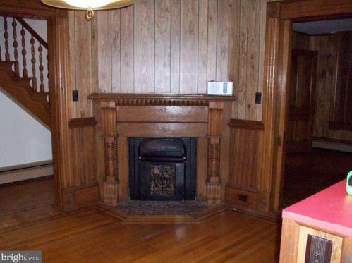 104 Commerce St, Harrington DE  19952-1057 exterior