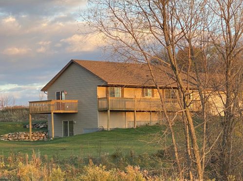 1438 212th St, Saint Croix Falls, WI 54024-9252