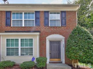 300 Blackbird Ct, Cary, NC 27511-2304