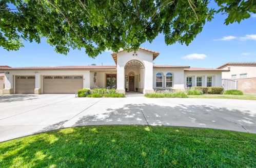981 Park Ave, San Jacinto CA  92583-5407 exterior