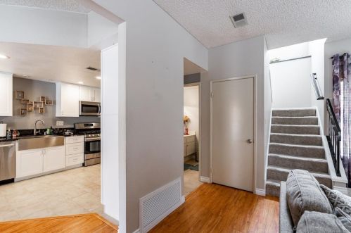 2586 Manzana Way, San Diego CA  92139-1438 exterior
