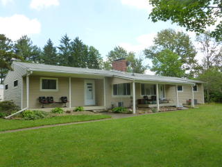 3826 Motz Dr, Akron, OH 44333-1224