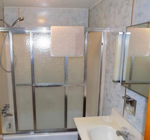 333 Coolspring Jumonville Rd, Hopwood, PA 15445-2406