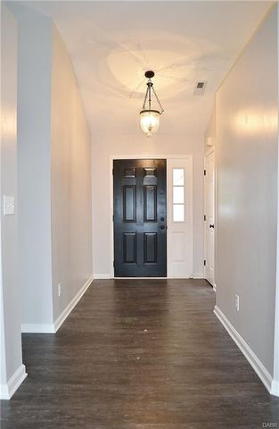 2399 Ferndown Dr, Miamisburg, OH 45342-7434