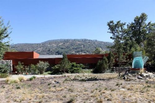 30500 Rollingoak Dr, Tehachapi CA  93561-8518 exterior