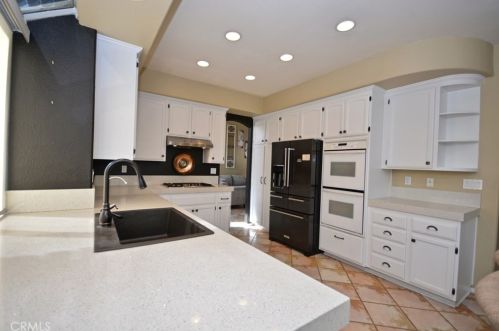 43511 Calle Nacido, Temecula CA  92592-3036 exterior