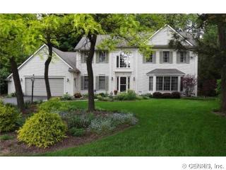 15 Farm Field Ln, Pittsford, NY 14534-2863