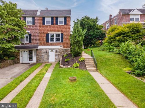 543 Fountain St, Philadelphia, PA 19128-2450