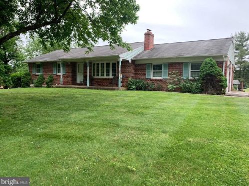 412 Allentown Rd, Souderton, PA 18964-2104