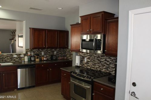 399 Goldmine Ct, San Tan Valley AZ  85140-4224 exterior