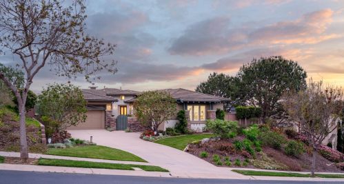 1355 Ravean Ct, Encinitas CA  92024-6204 exterior