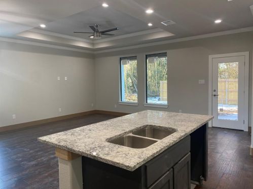 114 Coats St, Waxahachie, TX 75165-3418