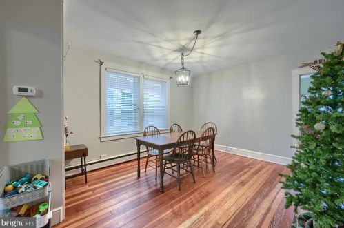 605 Pearl St, Lancaster PA  17603-5009 exterior