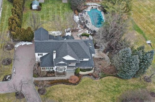 16 Mdw Rdg Rd, Warwick NY  10990-2535 exterior