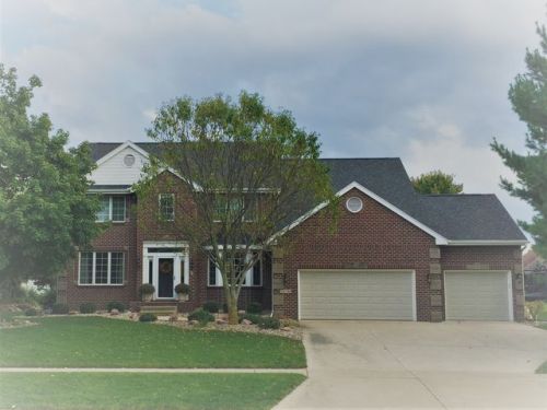 15138 Woodcrest Dr, Des Moines, IA 50325-7873
