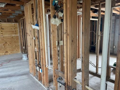 170 Washington Ave, Fort Myers Beach FL  33931-3732 exterior