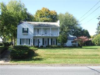 230 Howertown Rd, Northampton, PA 18067-1937
