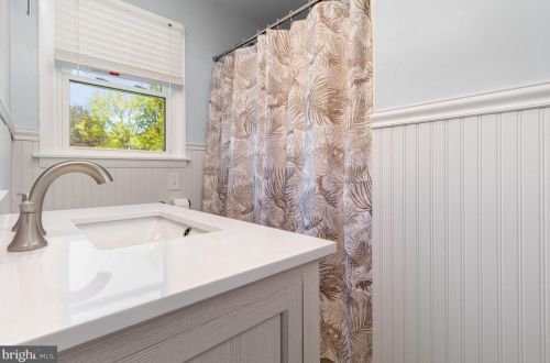 81 Moongale Dr, Carlisle PA  17013-2116 exterior