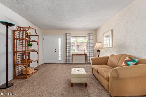 8265 Thomas Rd, Scottsdale AZ  85251-5873 exterior