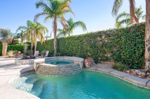 62 Via Del Pienza, Rancho Mirage CA  92270-5624 exterior