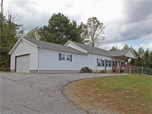 1853 Pleasant Grv Rd, Hendersonville NC  28739-8571 exterior