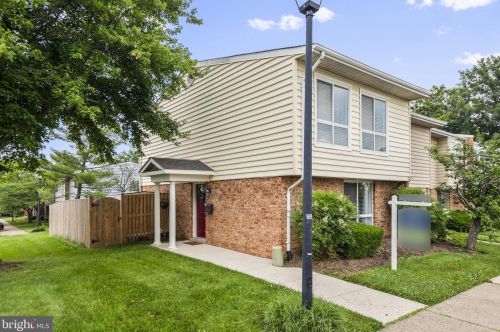 13250 Poener Pl, Herndon, VA 20170-4337