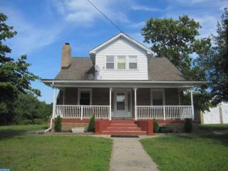 304 Vineyard Rd, Waterford Township, NJ 08004-2471
