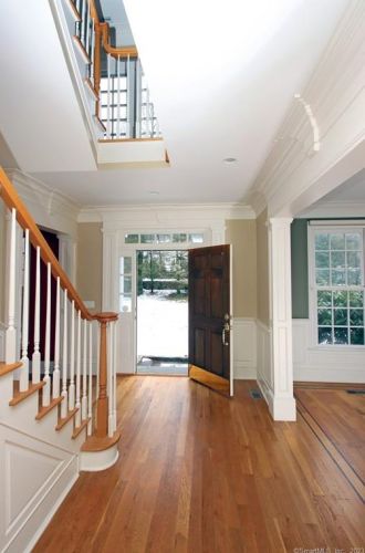 136 Weed St, New Canaan, CT 06840-6115