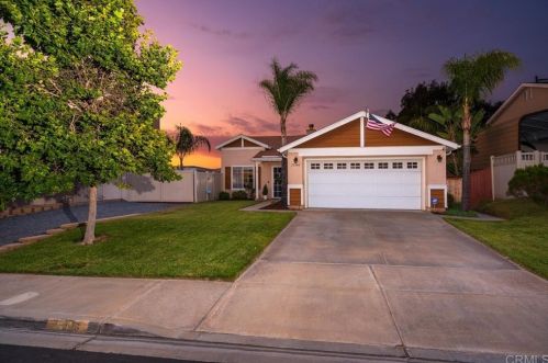 13346 Ringneck Ct, Lakeside, CA 92040-4335