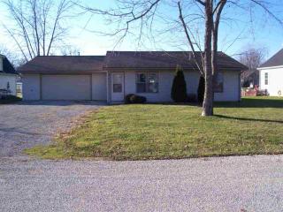 9893 Marine Key Dr, Syracuse, IN 46567-7847
