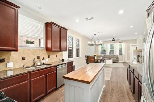 3405 Capetown Dr, Denton, TX 76208-7652