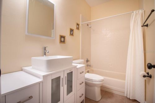 1705 Golfview Dr, Kissimmee FL 34746-3840 exterior