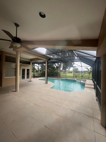 1306 Cottonwood Cv, Fort Pierce FL  34986-2002 exterior