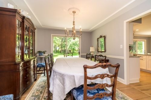 6 Cheryle Way, Annandale NJ  08801-3416 exterior