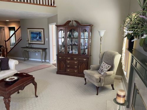 8116 Palomino Dr, Bridgeville PA  15017-1157 exterior