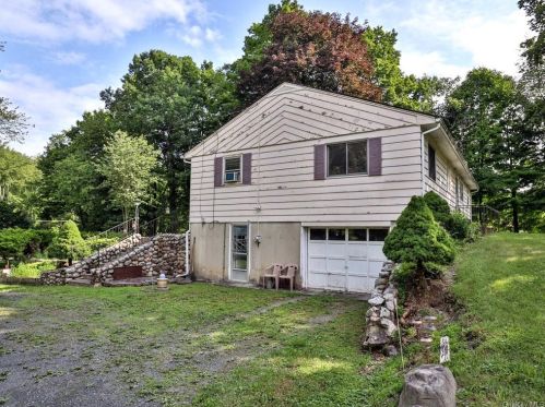 490 Bullville Rd, Montgomery NY  12549-1870 exterior