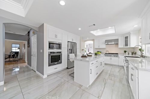 4935 Doreen Ave, Temple City CA  91780-4117 exterior