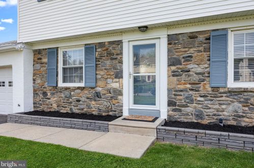 455 Rosewood Ave, Langhorne, PA 19047-3137