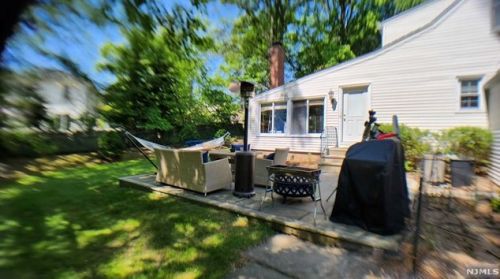 60 Colgate St, Closter NJ  07624-1508 exterior