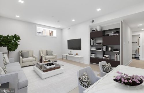 1532 Capitol St, Washington, DC 20003-1507