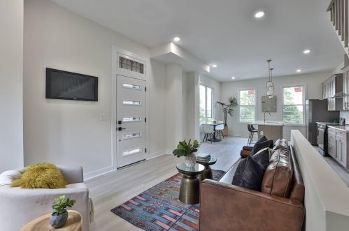 1255 Pike St, Covington KY  41011-2136 exterior