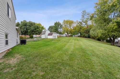 7783 Walnut Creek Dr, Florence KY  41042-2773 exterior