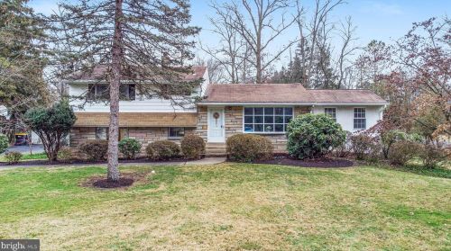 678 Cathcart Rd, Blue Bell PA  19422-1404 exterior