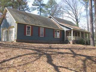 410 Georgetown Cir, Fayetteville NC  28314-1727 exterior